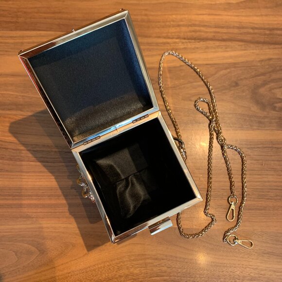 Purse, zebra print, cube shape, holds phone, EUC, hand or cross body - Picture 3 of 16